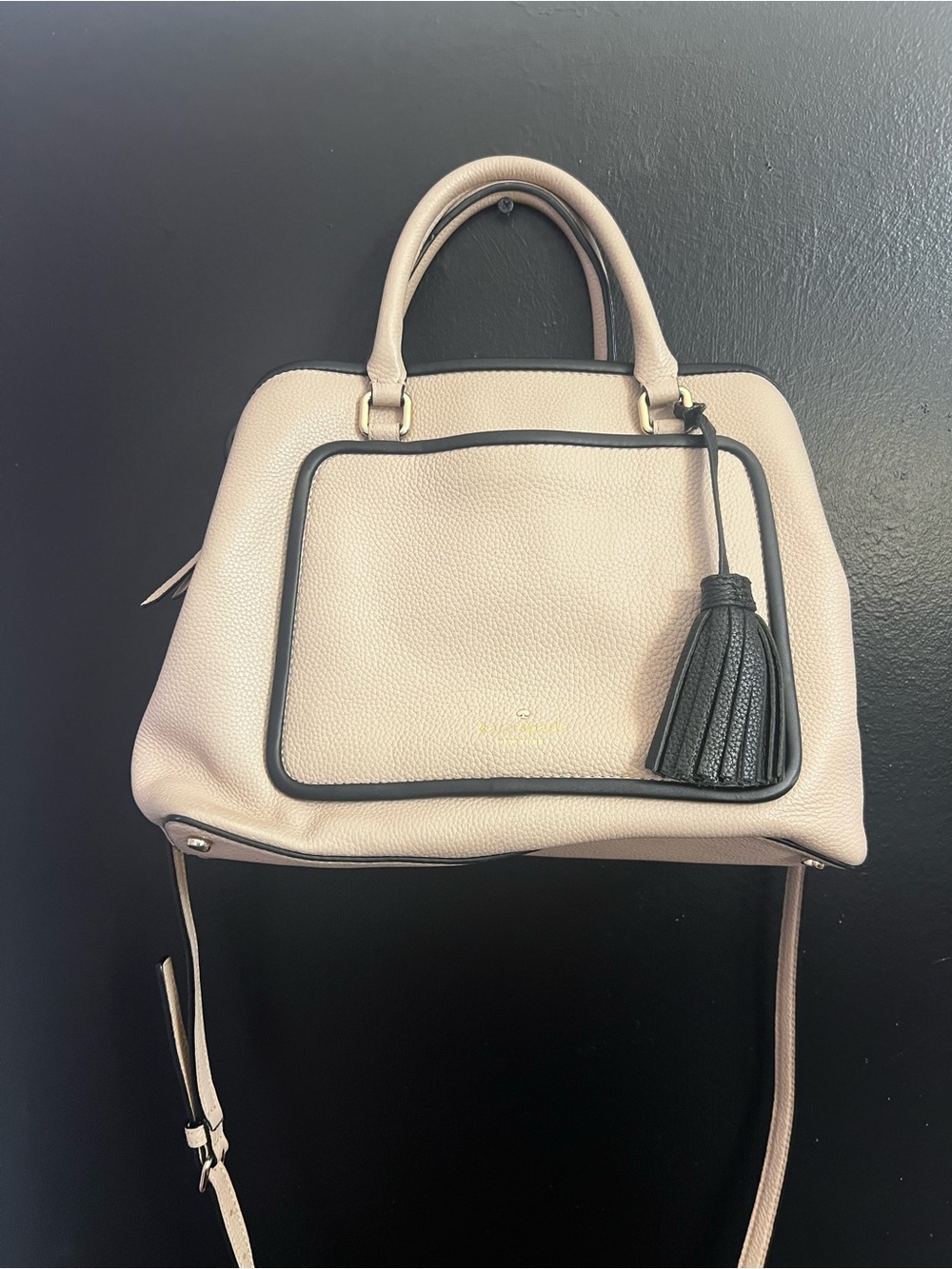 Kate Spade Classic Pebbled Leather Satchel in Beige with Black Trim - Picture 2 of 4
